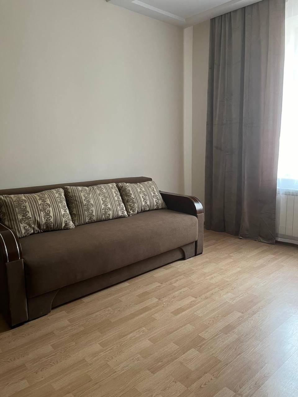 Medova Apartments Lviv Buitenkant foto