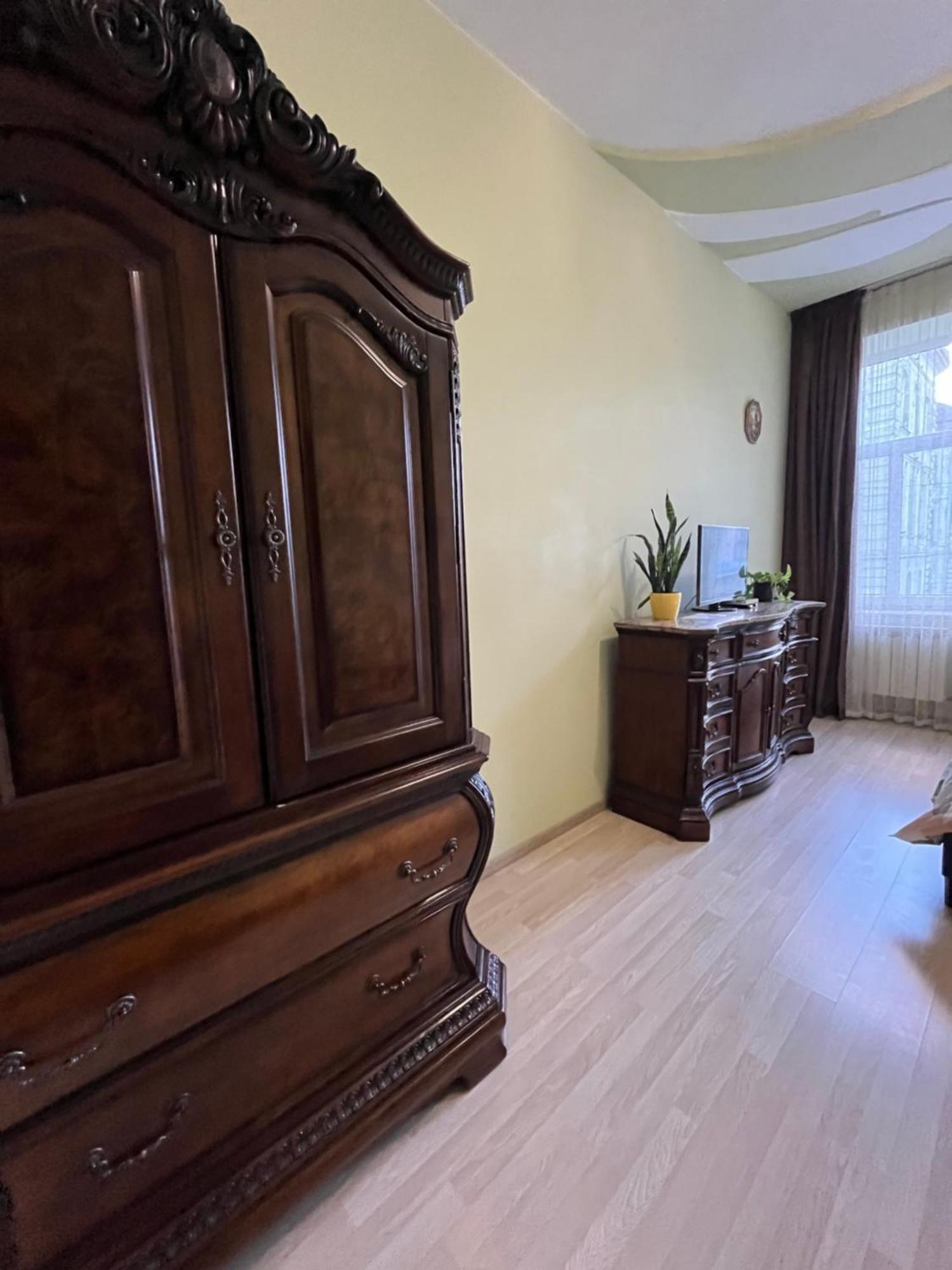 Medova Apartments Lviv Buitenkant foto