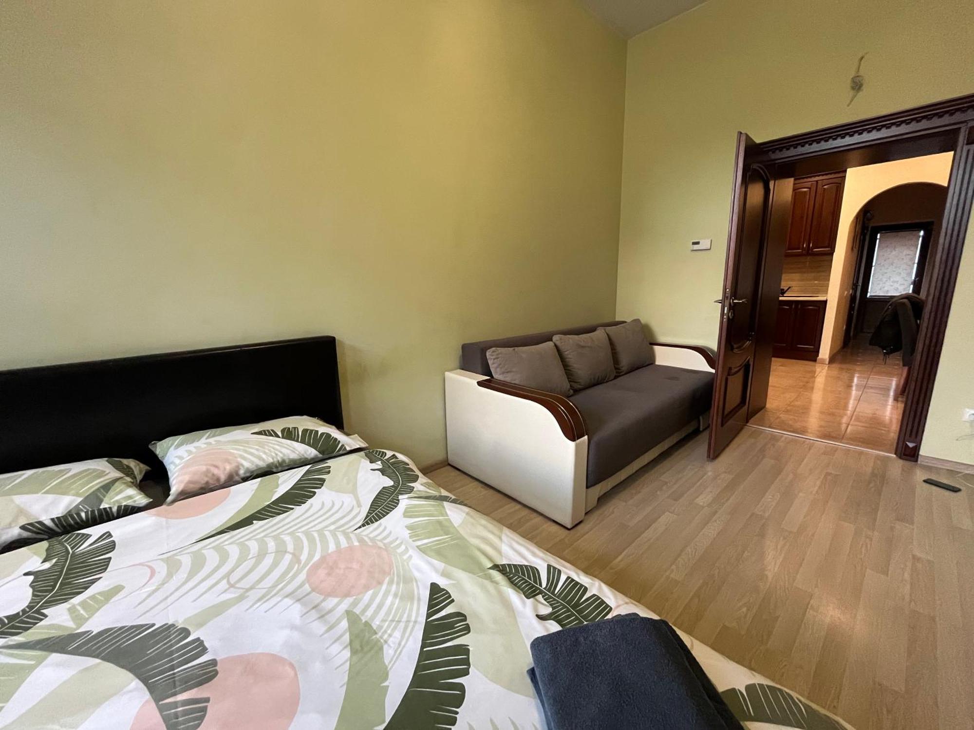 Medova Apartments Lviv Buitenkant foto